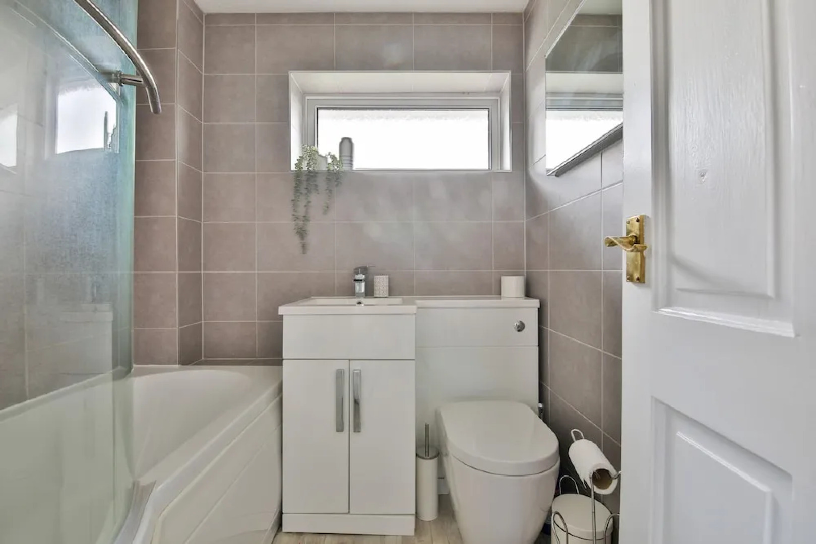 Spacious 3 Bedroom House in Barry