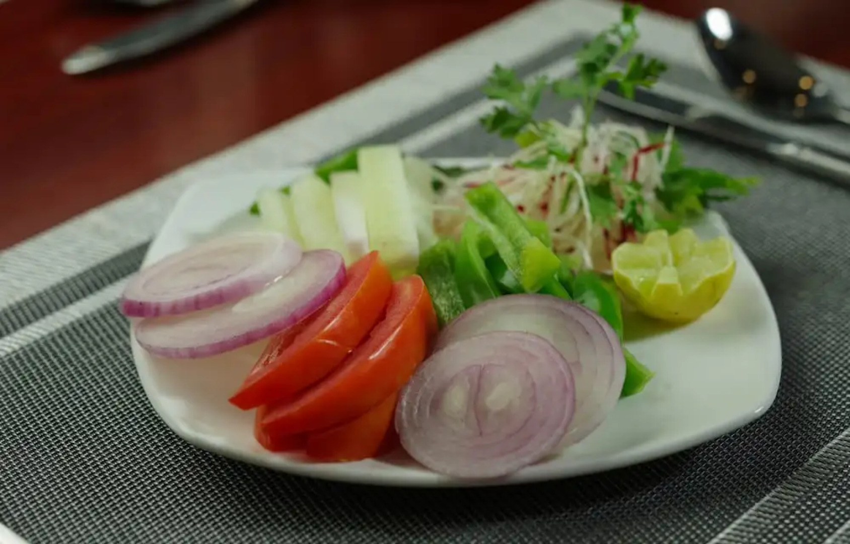 Vedanta Wake Up - Ernakulam, North Railway Station