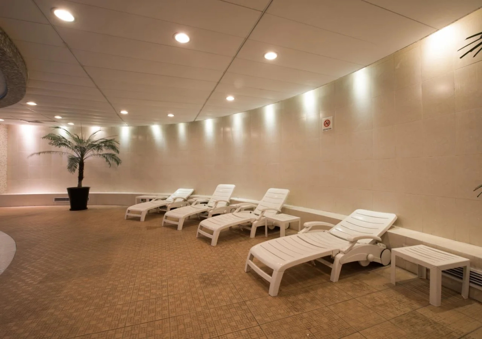 Regal Shanghai East Asia Hotel