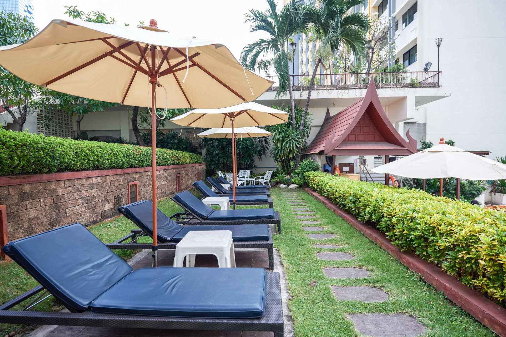 Narai Hotel (SHA Extra Plus)