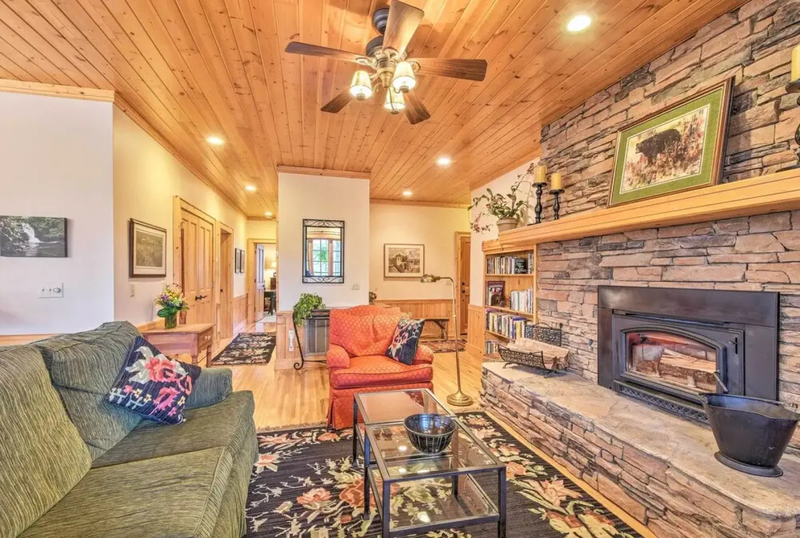 Trillium Links Condo w/ Deck Near Lake Glenville!