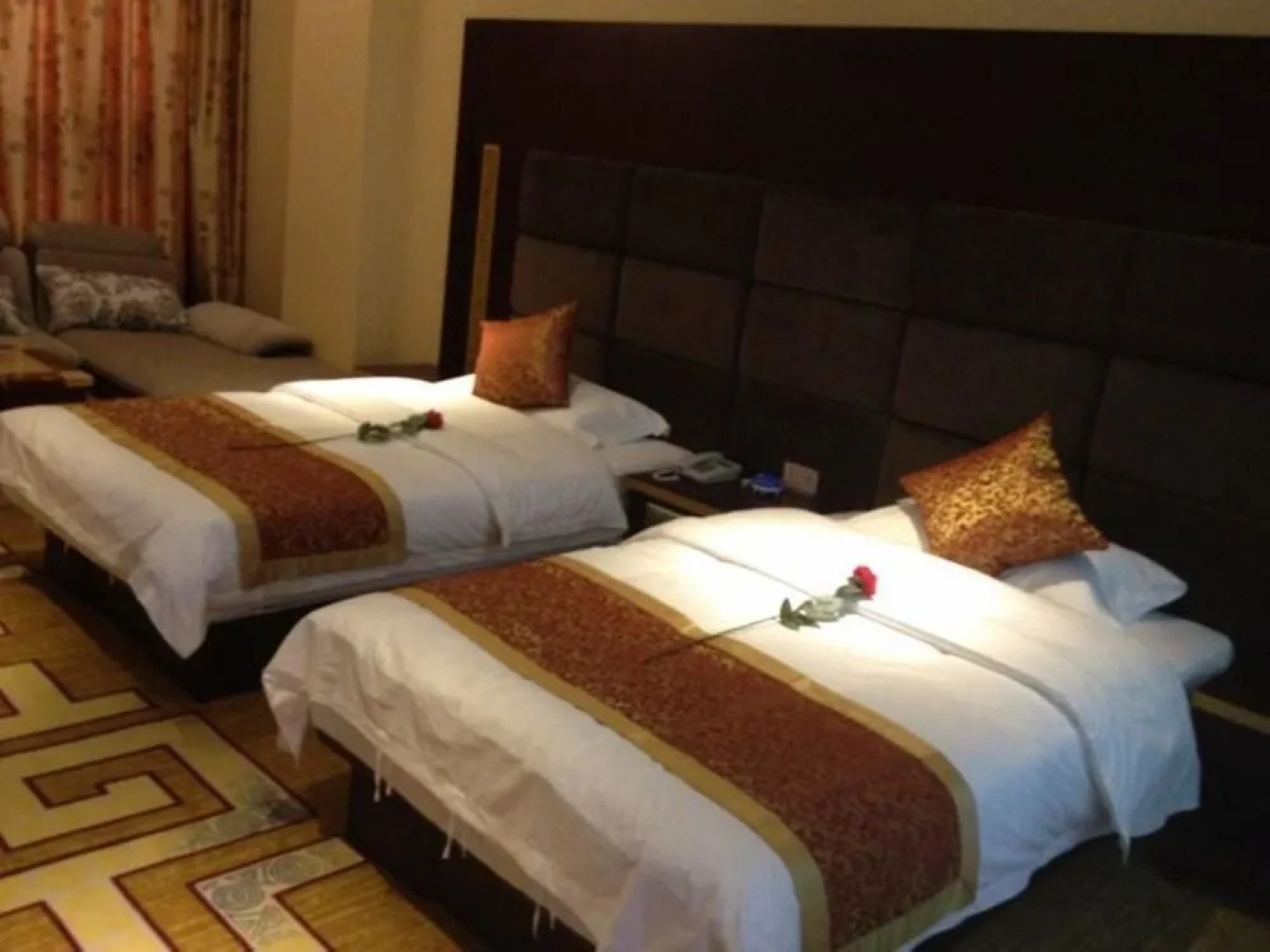 Jianshui San Long Hotel
