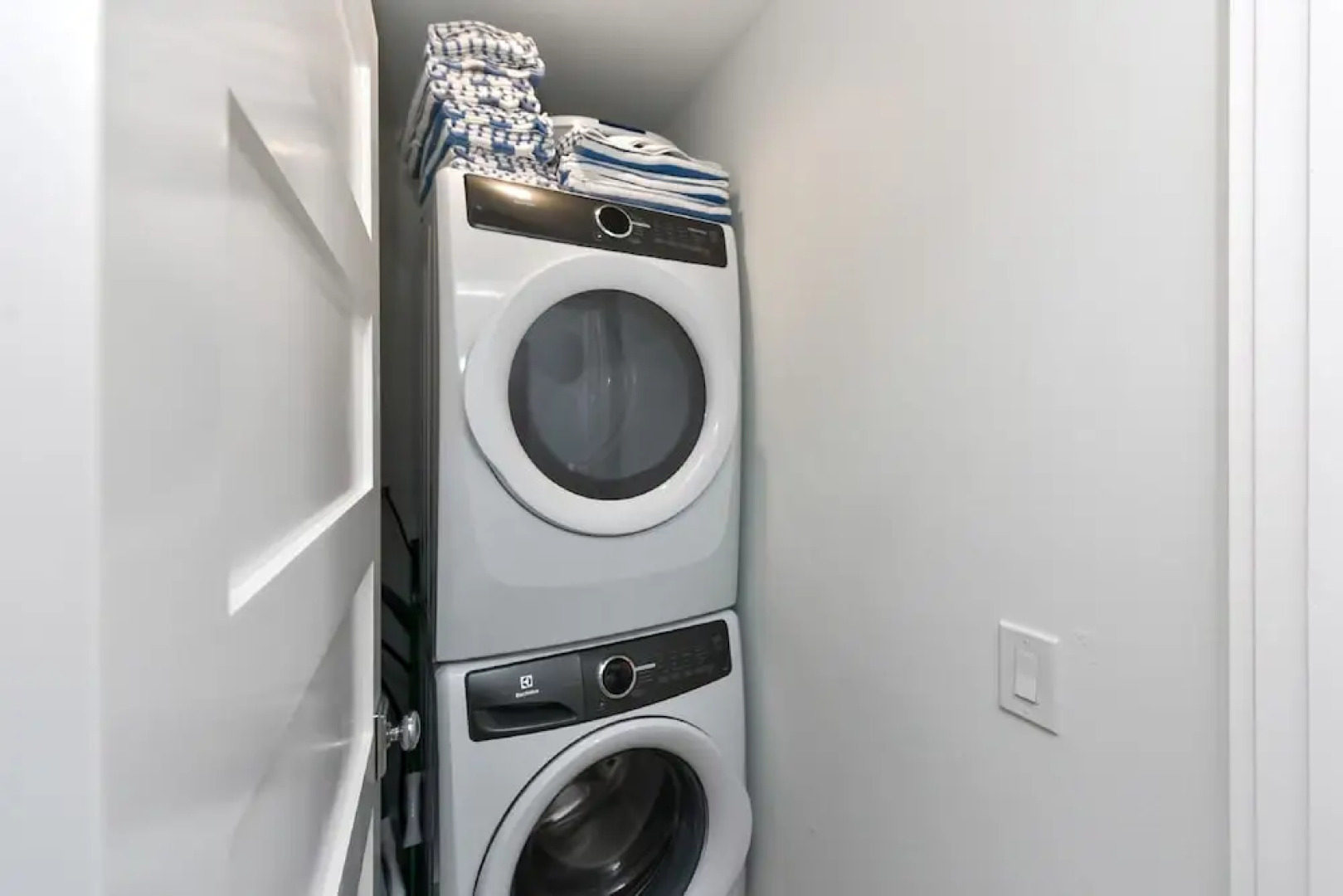 Sunset Splash by SKLRP