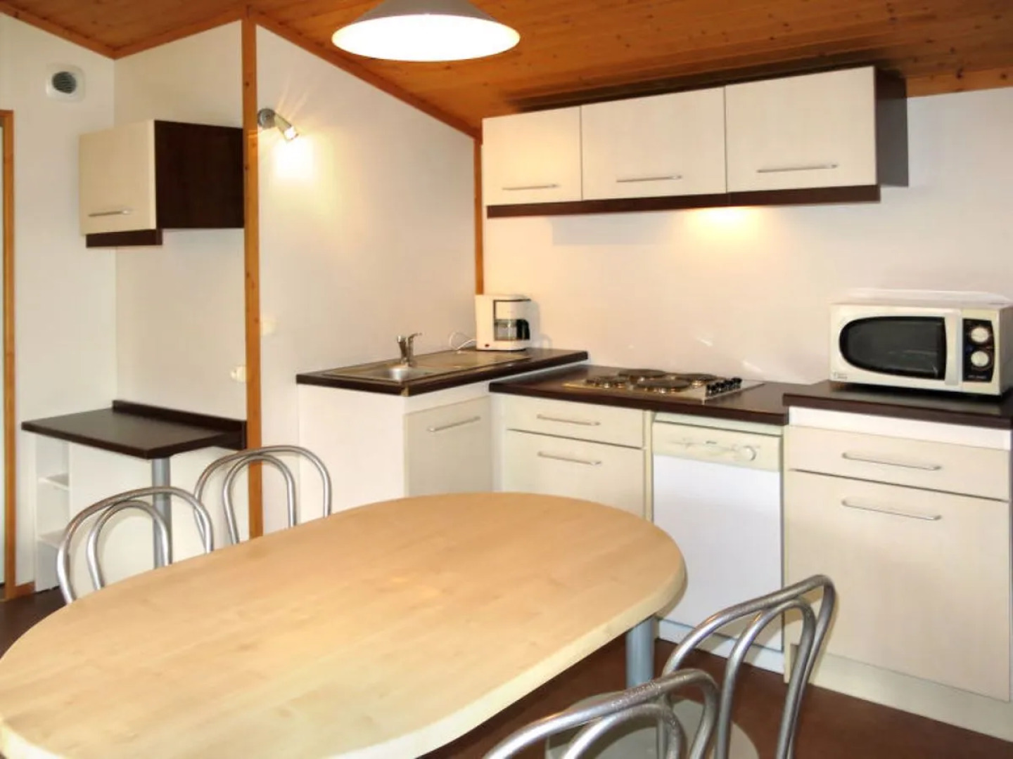 Les Hameaux de Miel (CBY100)