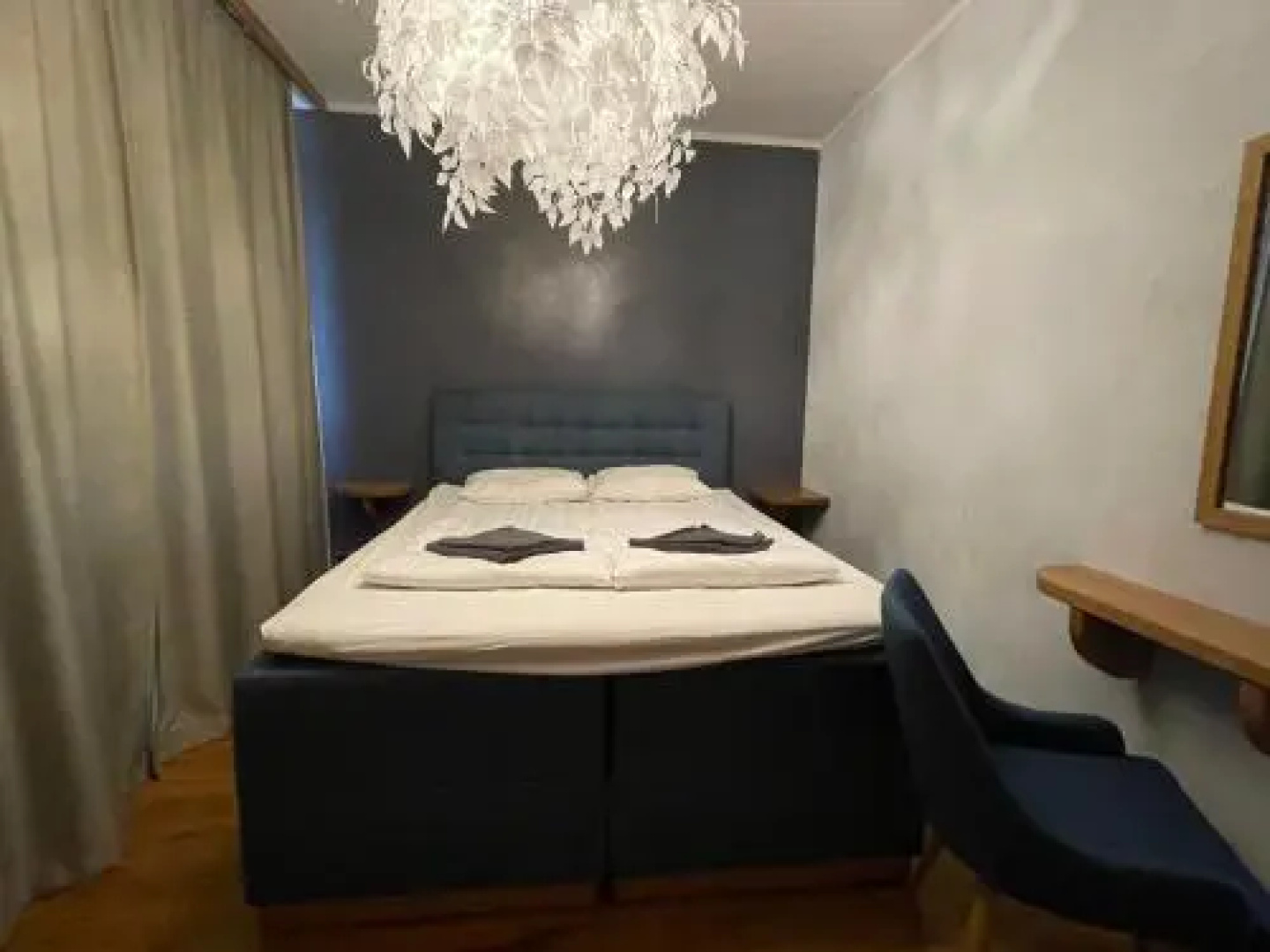 "Winter" Apartment