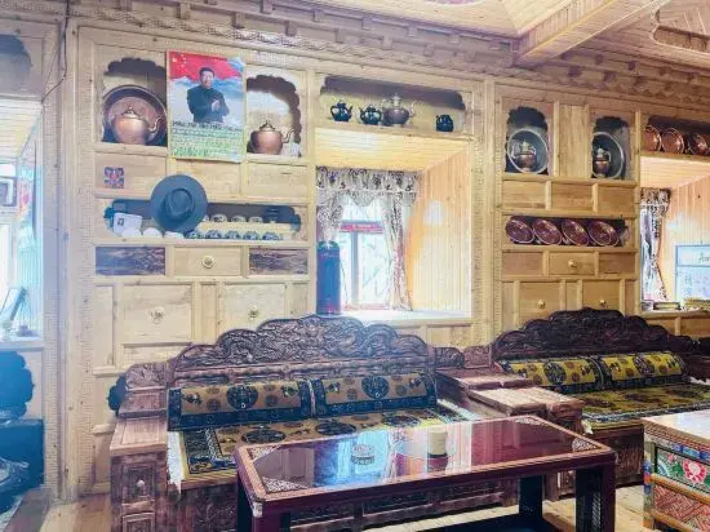 Rockland Meisu Hotel (Daocheng Yading Scenic Area Visitor Center)