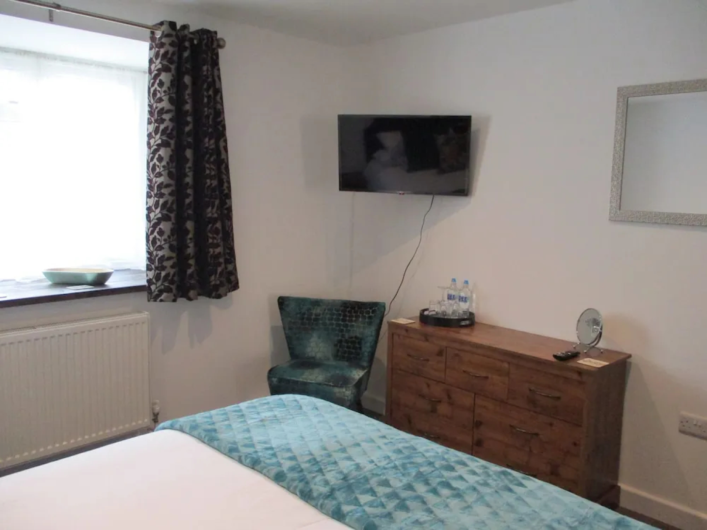 Blackbird House, Apartments and Studios