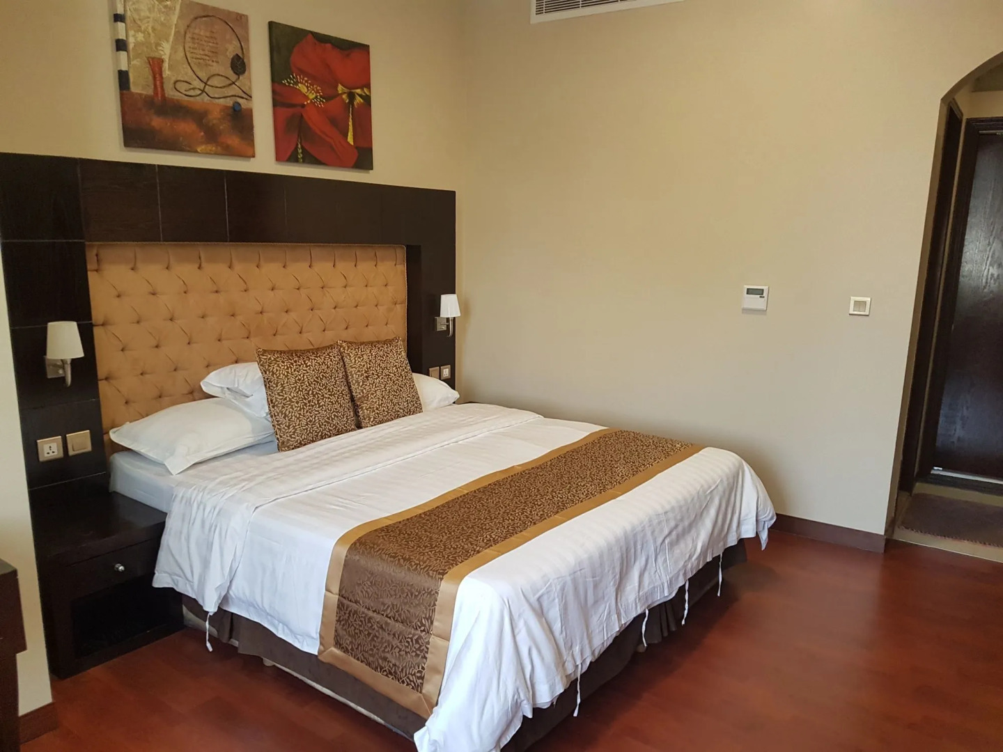 Travellerinn hotel apartment ( Family Only )