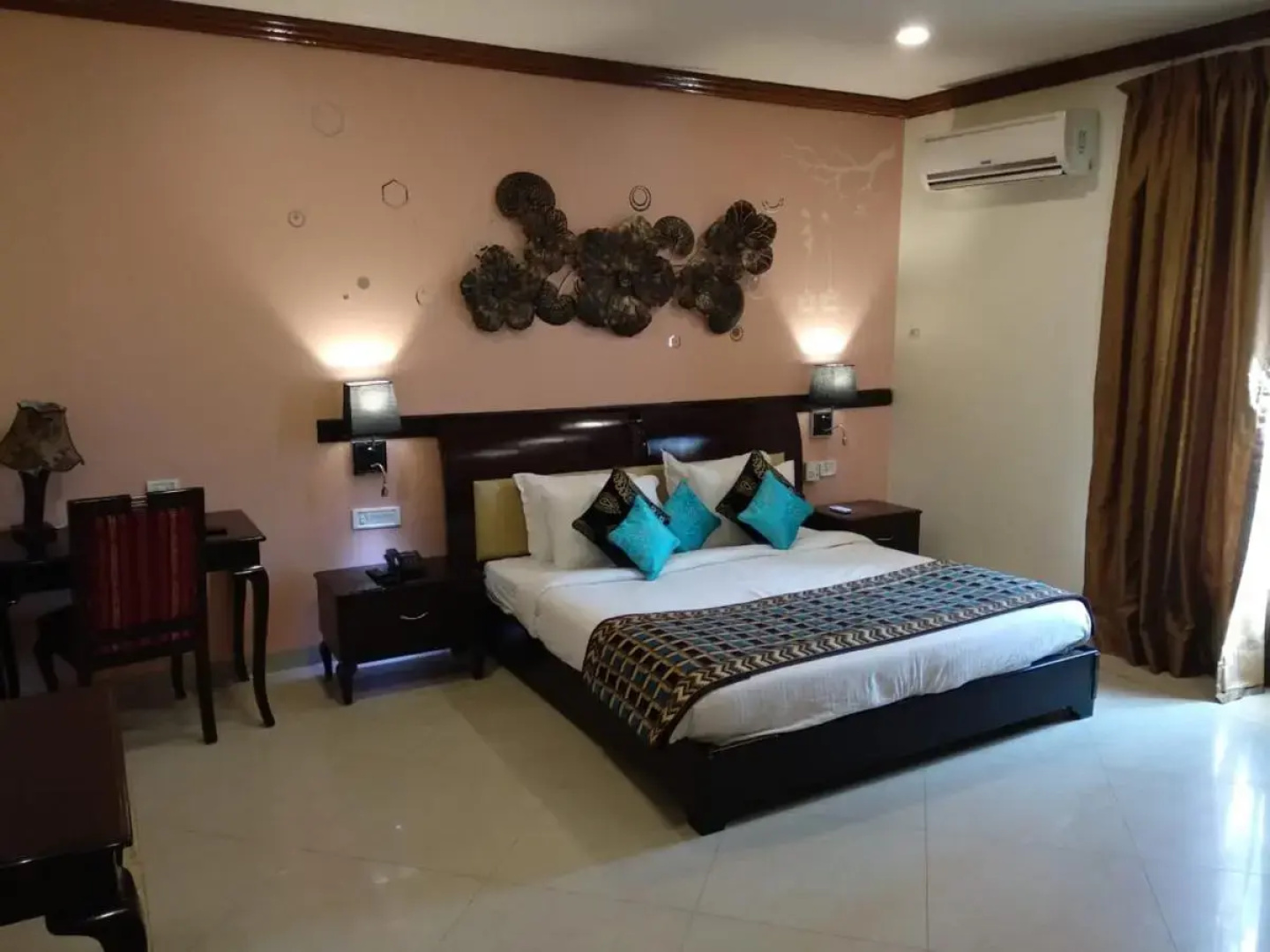 Pink Pearl Hotel & Fun City