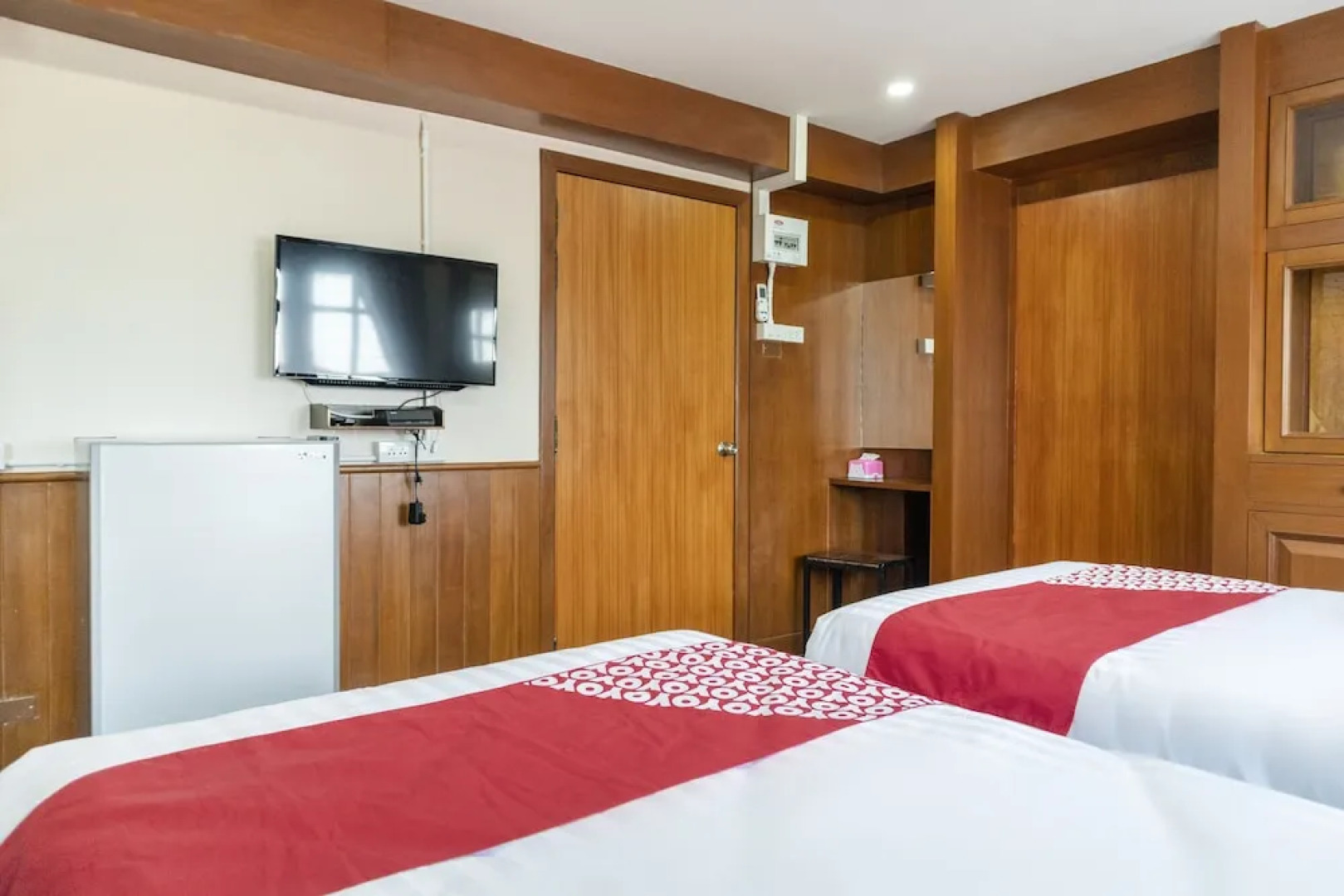 OYO 736 Green Poshtel