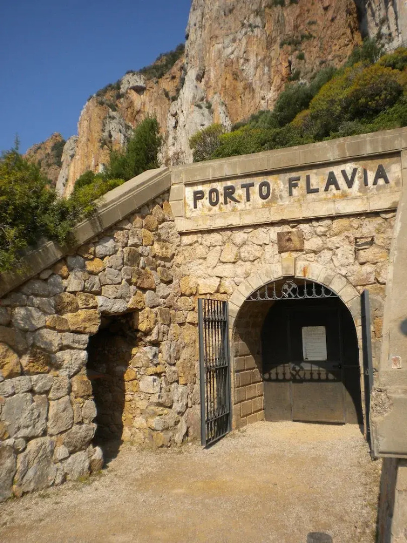 Sui Tetti Di Iglesias