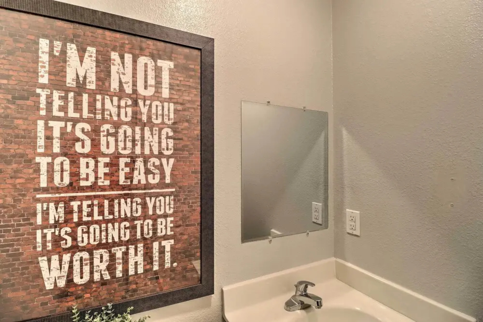 Stylish & Family-friendly West Plains Home!