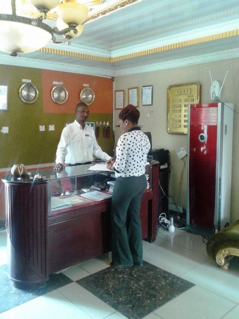 Gumare Executive Lodge