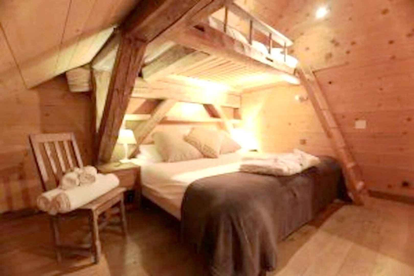 Apartment with 5 Bedrooms in Montriond, with Wonderful Mountain View, Furnished Garden And Wifi - 7 Km From the Slopes