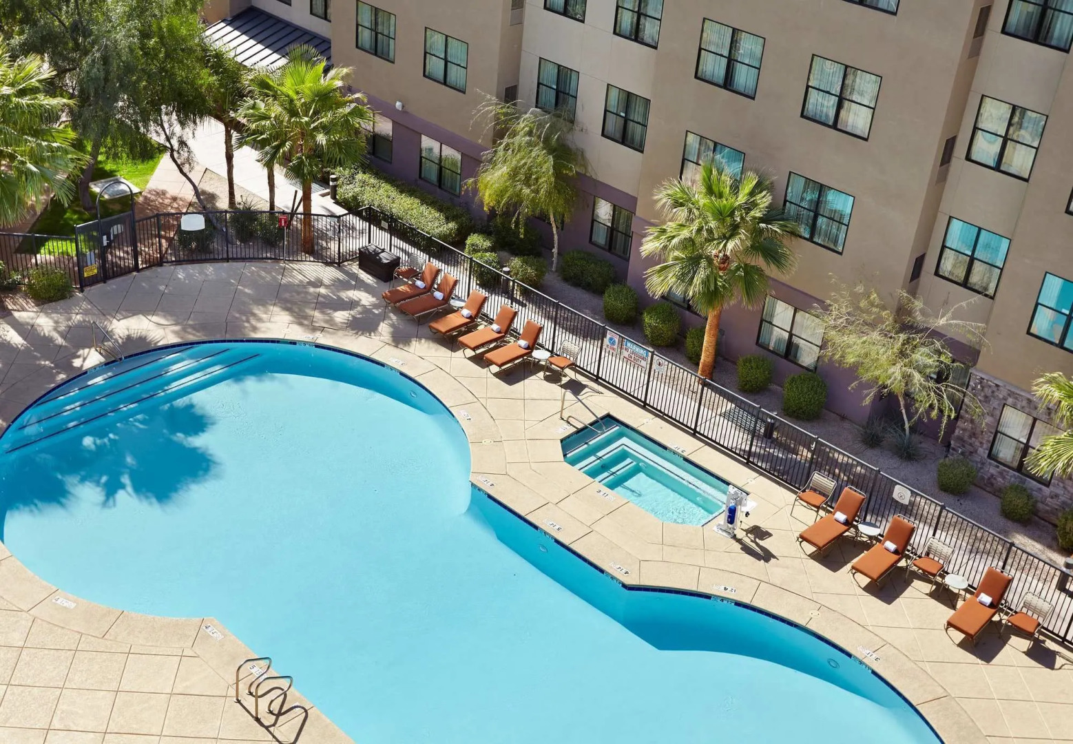 Courtyard by Marriott Phoenix North/Happy Valley