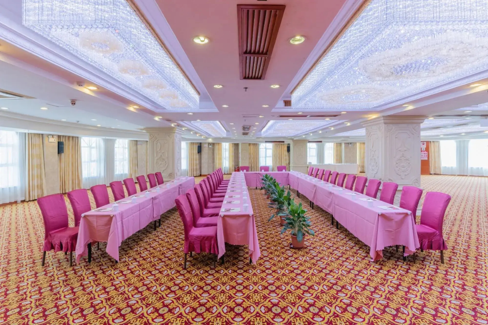 Yangjiang Changjiang International Hotel