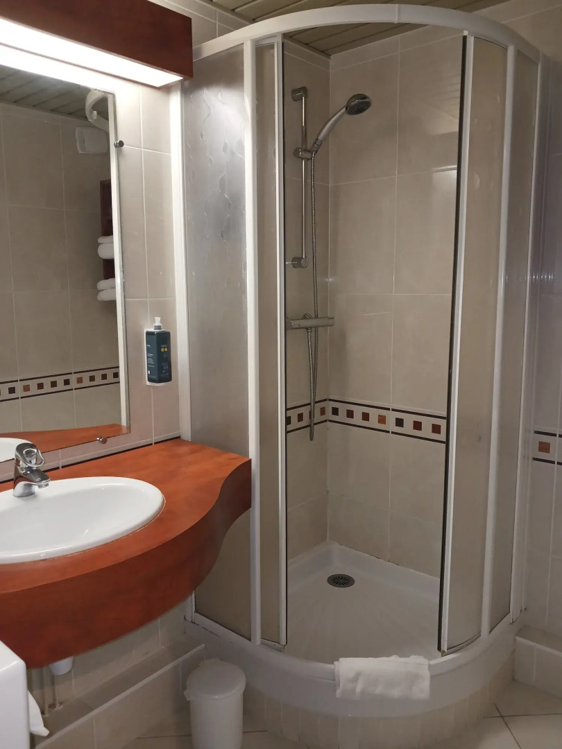 Brit Hotel Nantes Vigneux - L'Atlantel