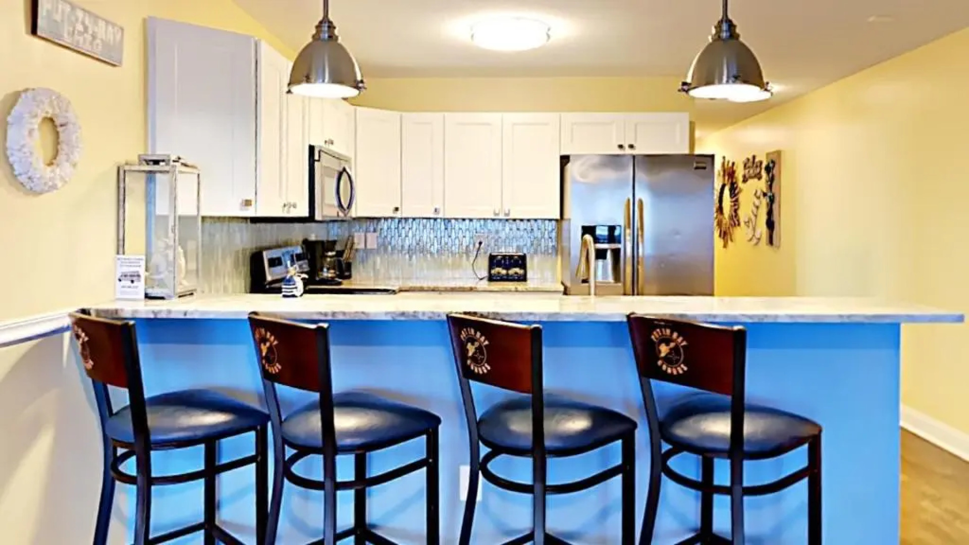 Put-in-Bay Waterfront Condo #208