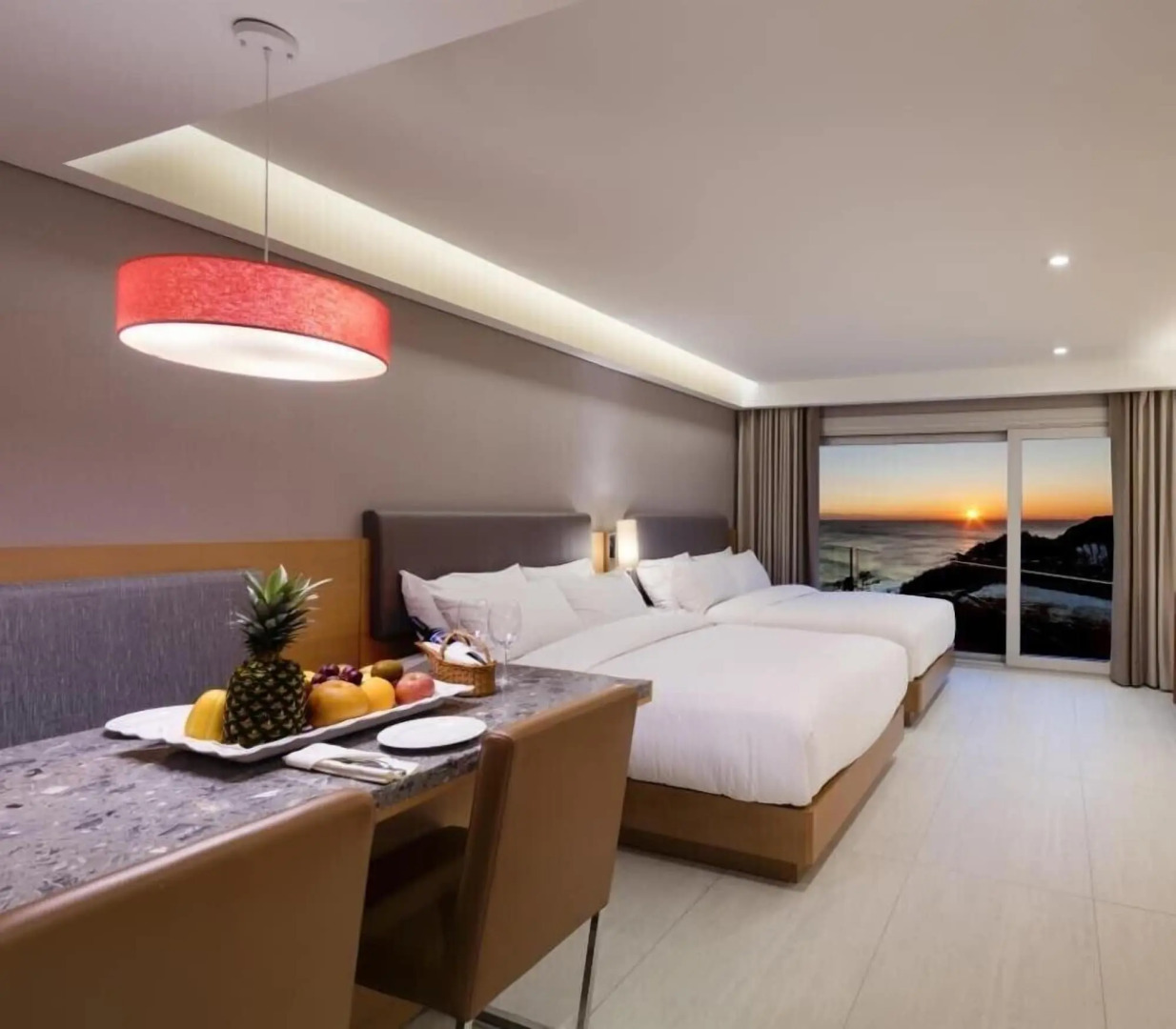 Sun Cruise Resort and Yacht