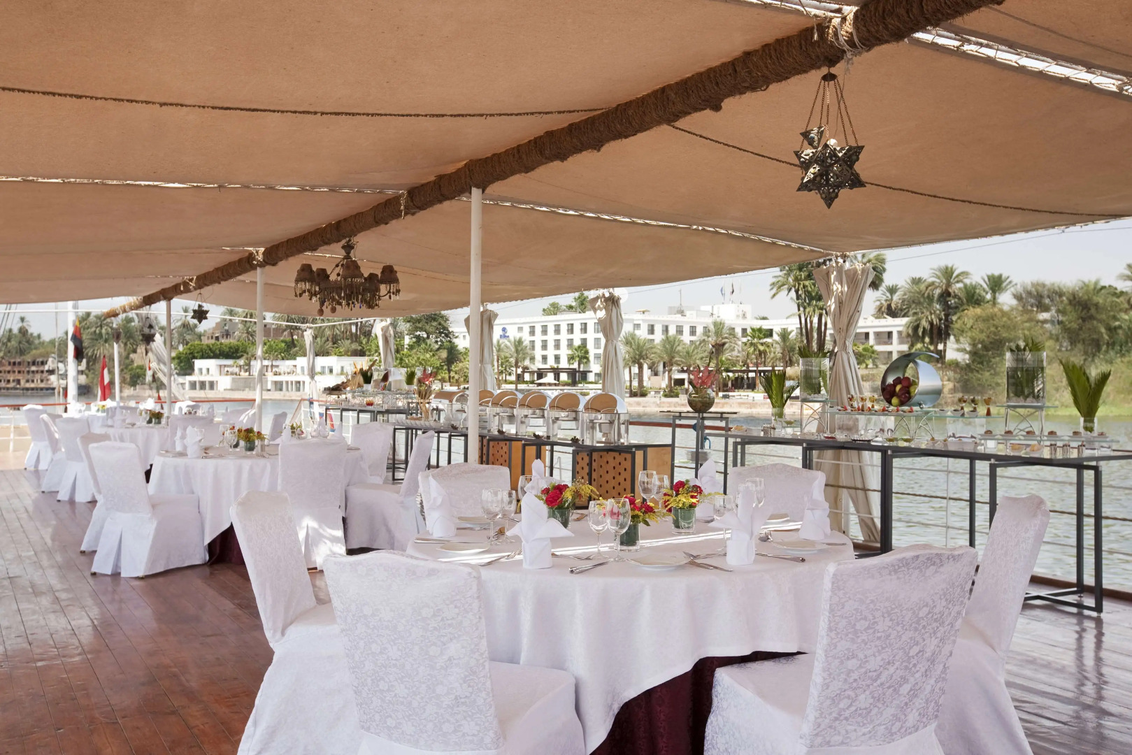 Hilton Luxor Resort & Spa