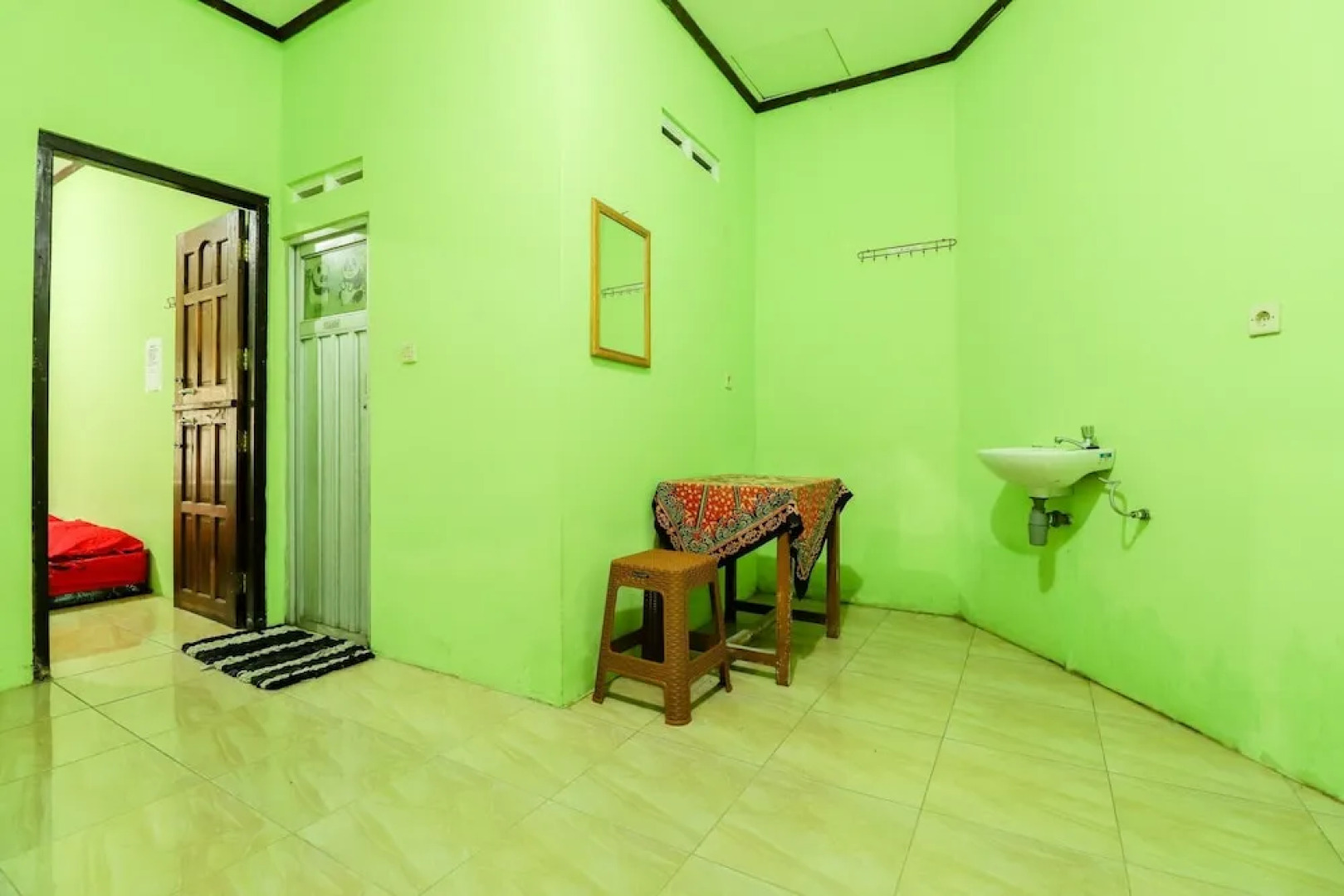 Penginapan Roro Mendut by ZUZU