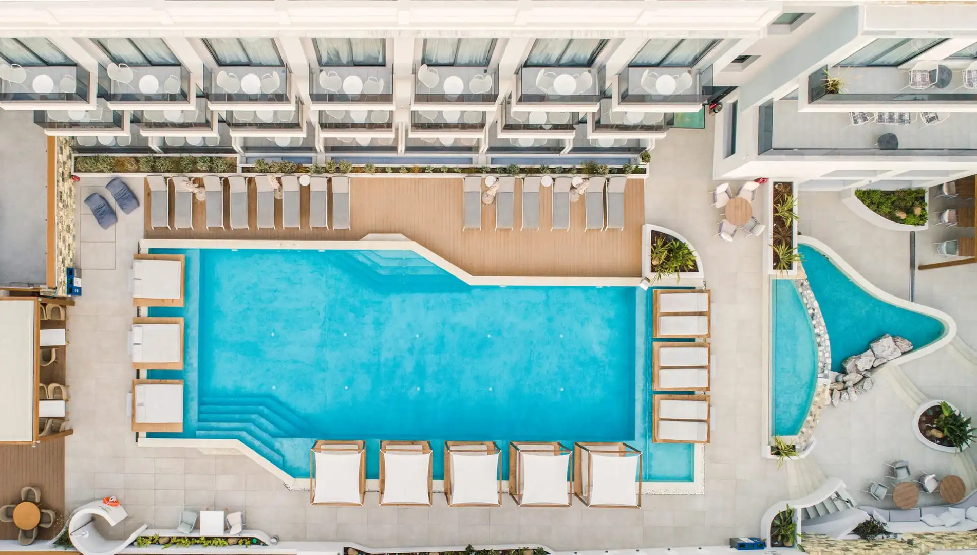 Erato by Samian Mare