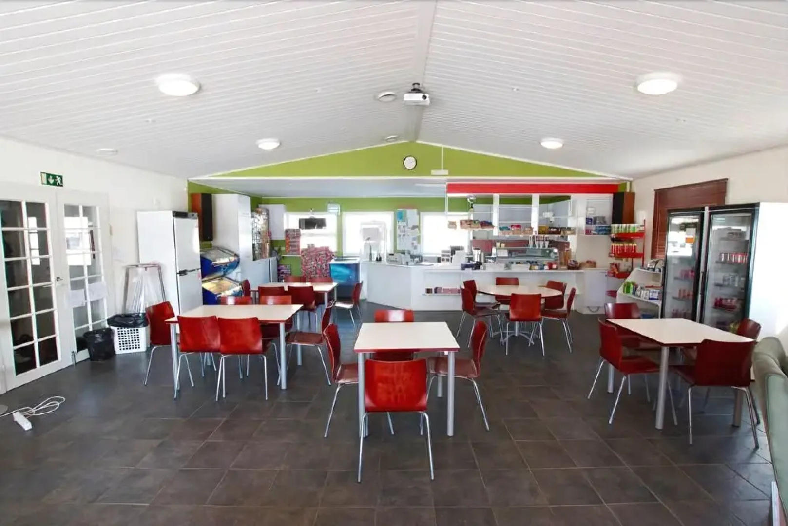 IK Hotel & Camping
