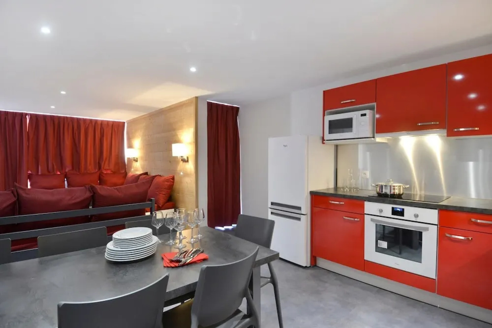 Residence Saintjacques Five-roomed Apartment for 11 People of 109 m2 S902