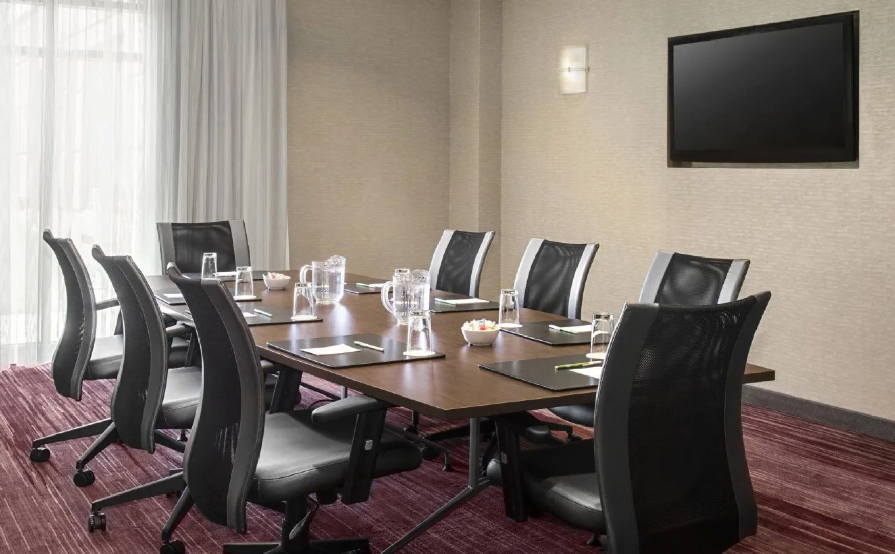 Courtyard by Marriott Newark Elizabeth