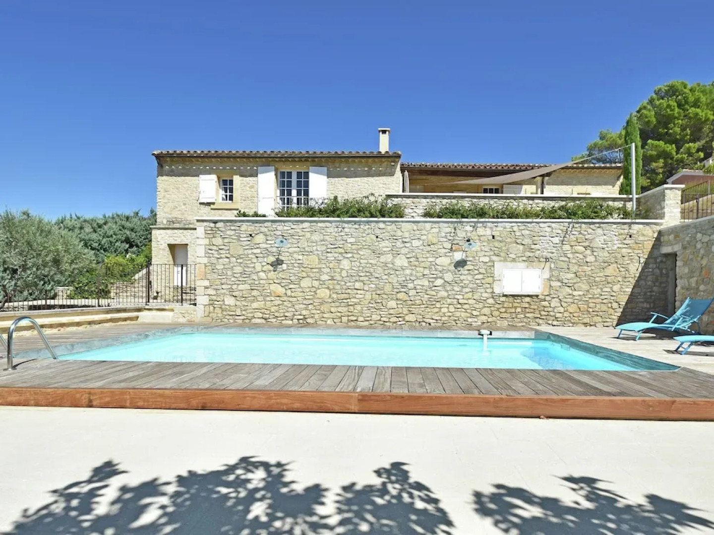 Luxurious Villa in Roussillon With Private Swimming Pool