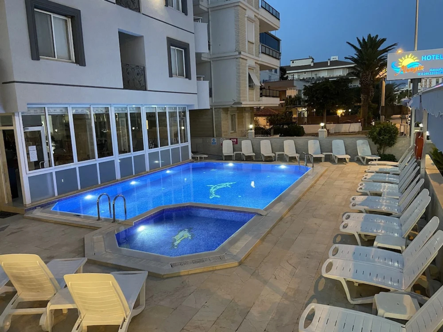 Nergiz Hotel Ayvalik