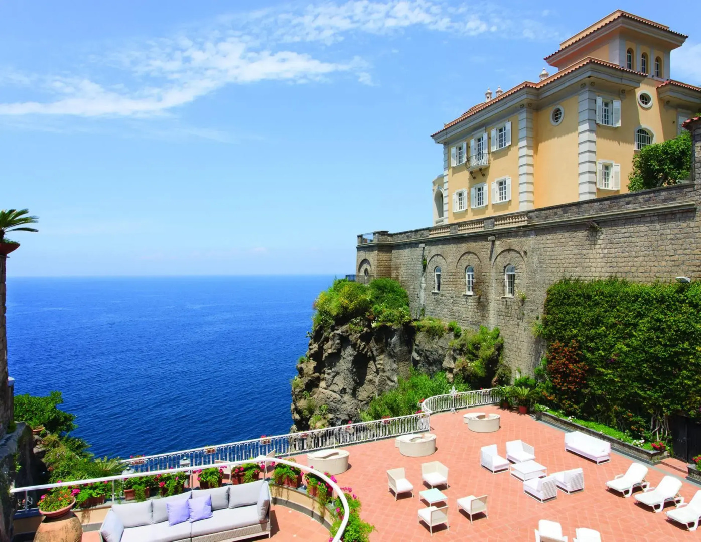 Отель Corallo Sorrento