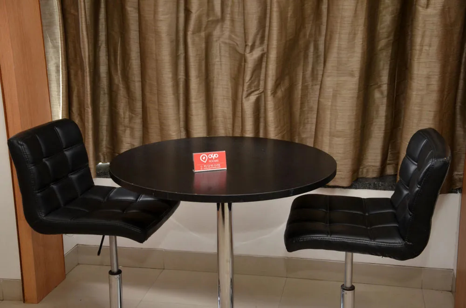 Treebo Admiral Suites New Usmanpura