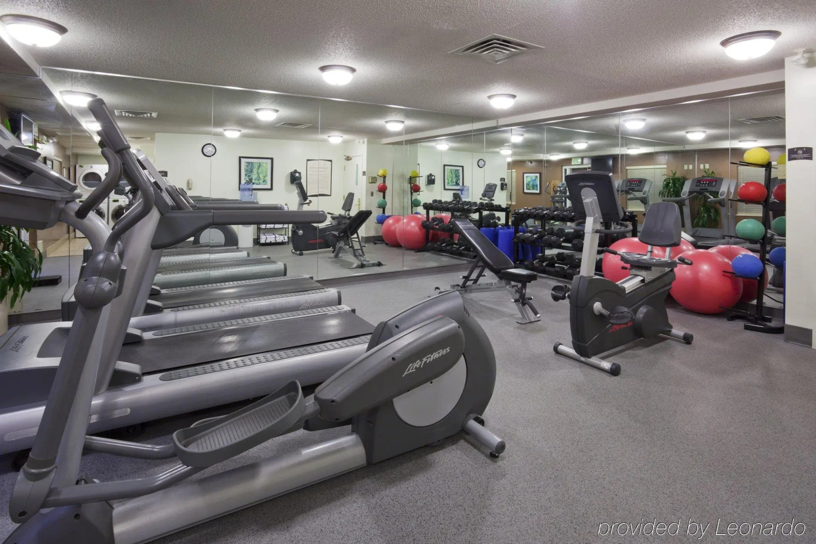 Staybridge Suites Minneapolis-Bloomington by IHG