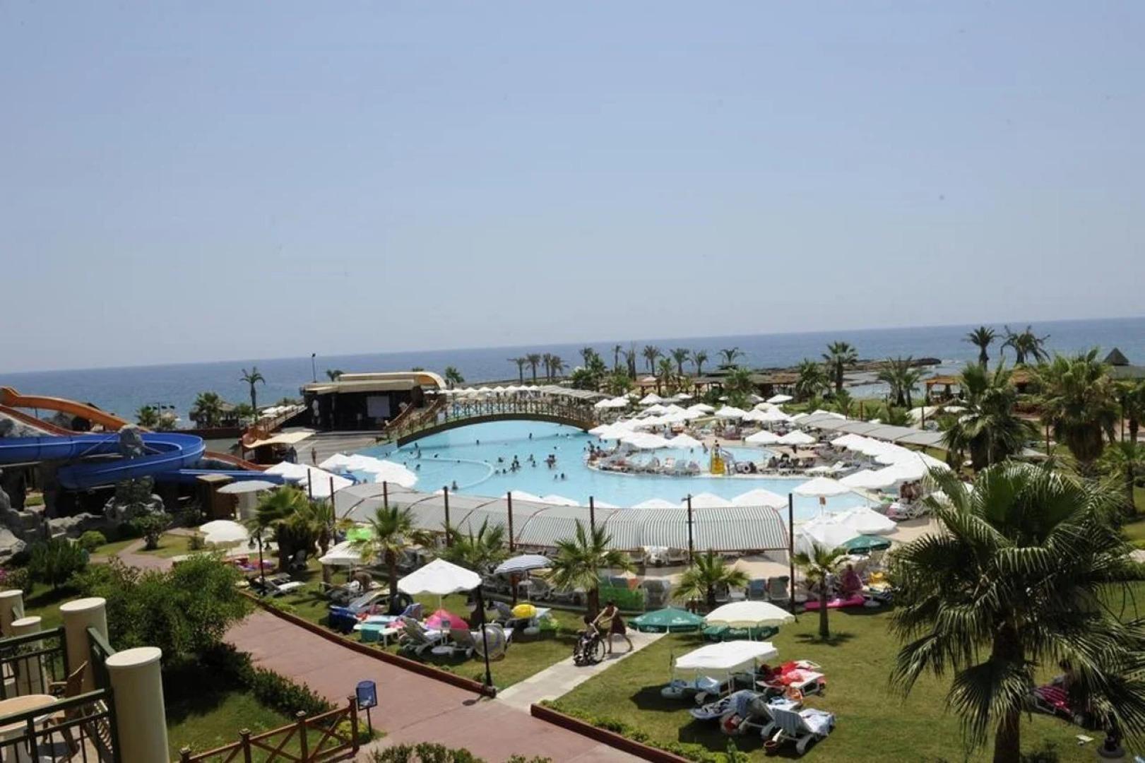 Oz Hotels İncekum Beach Resort