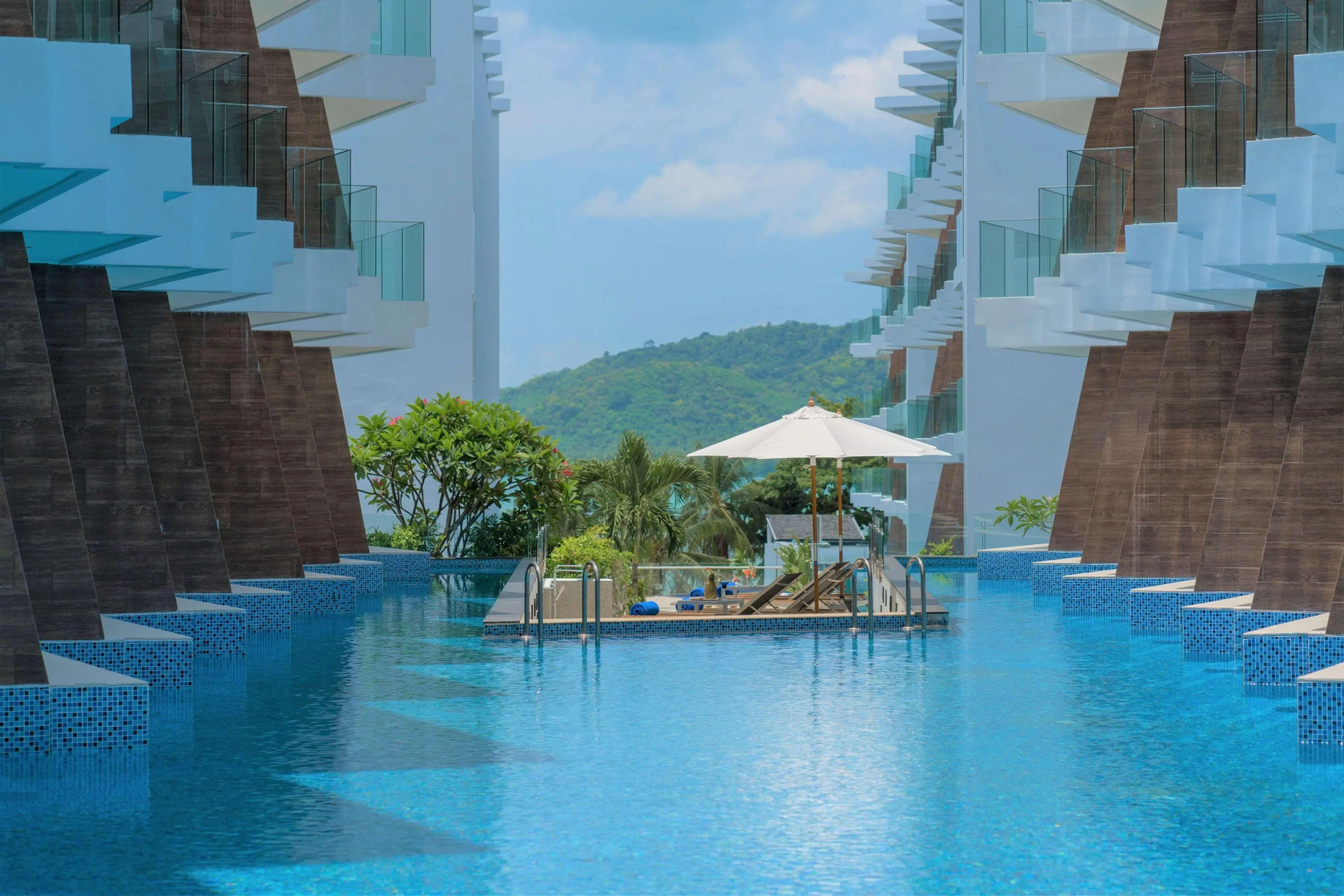 The Beachfront Hotel Phuket