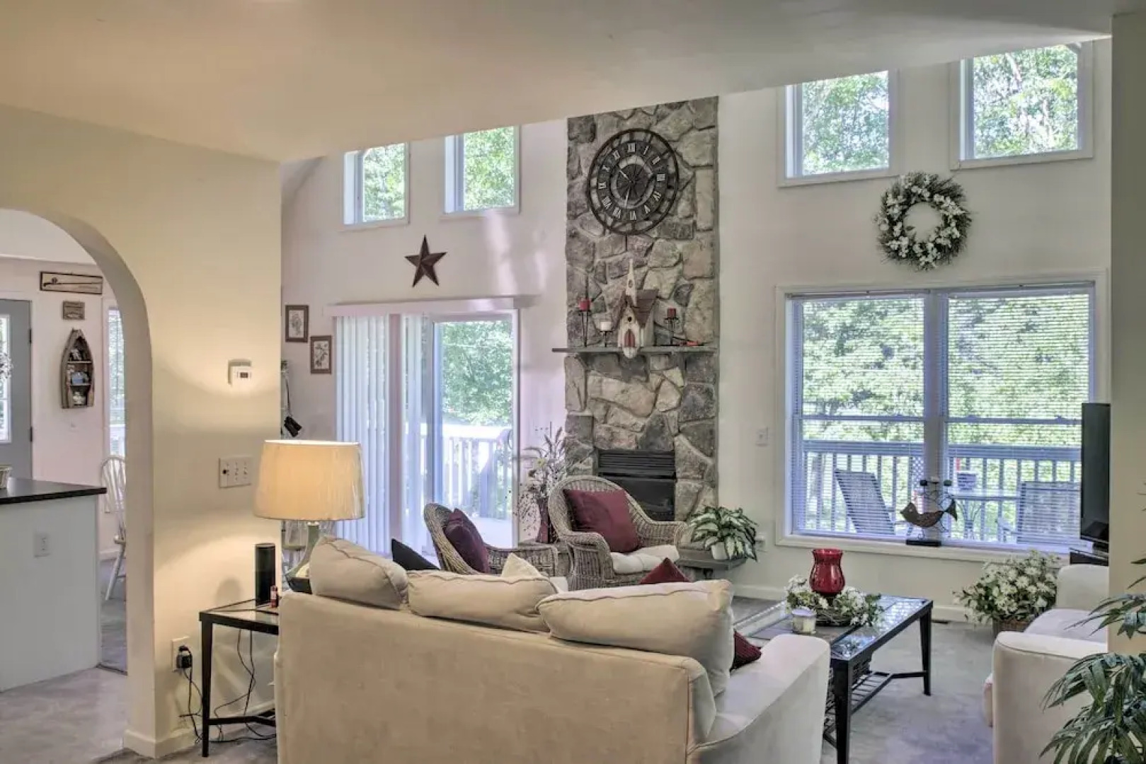 Spacious Home w/ Deck, Grill & Delaware River View