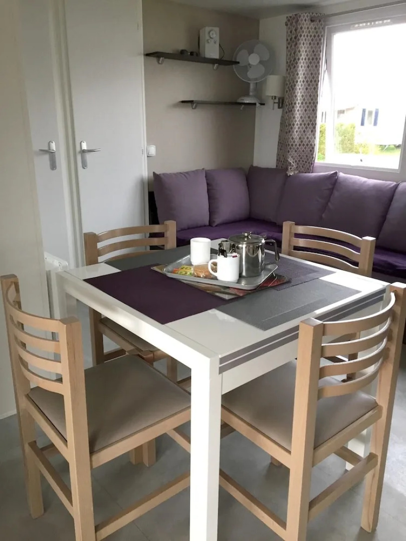 Property With 3 Bedrooms in Les Mathes, With Pool Access and Furnished