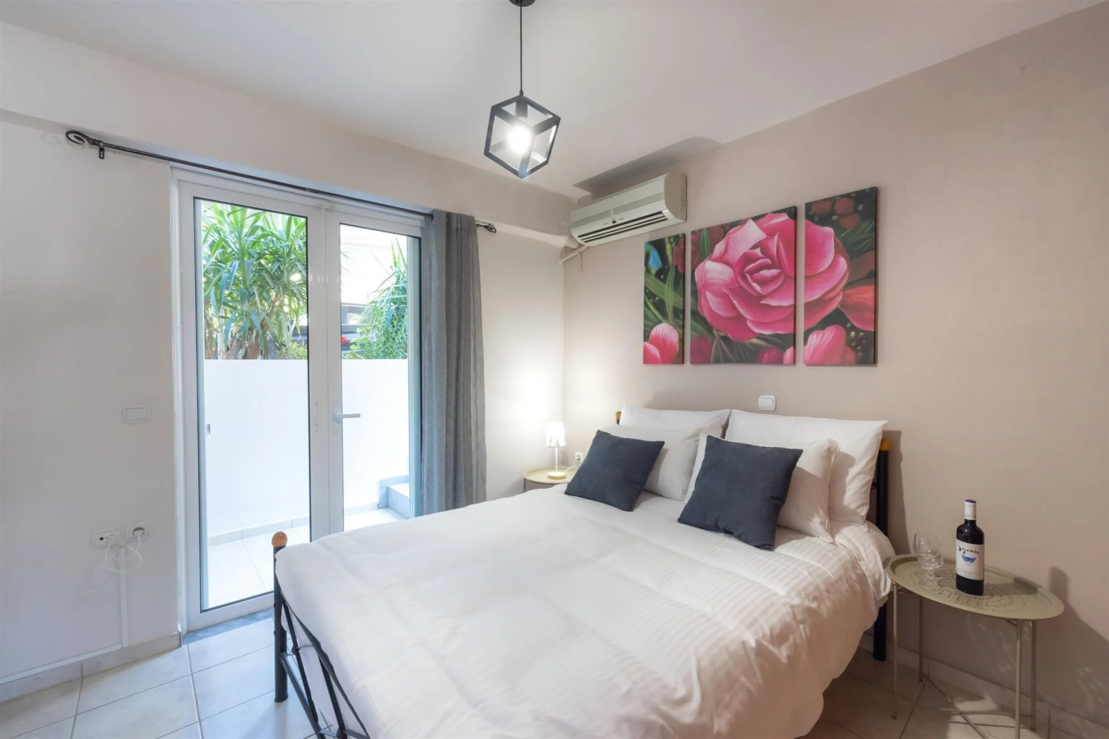 Stork Holiday Apartments - Garden & Sea View