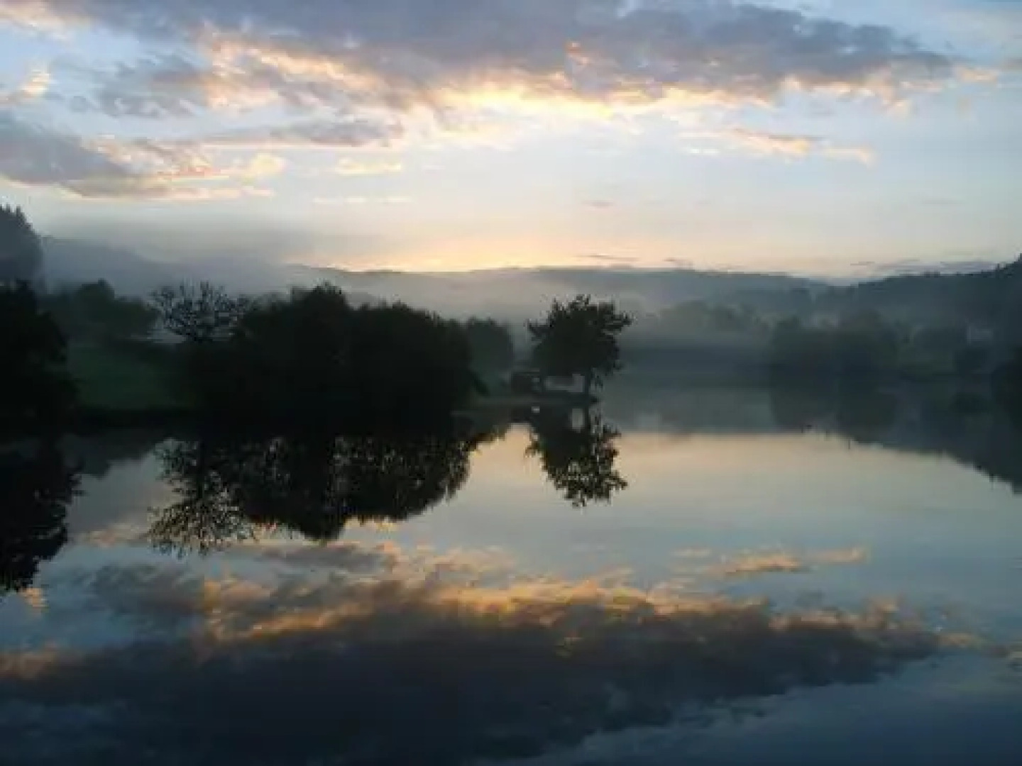 Chambres DHôtes LHirondelle du Lac