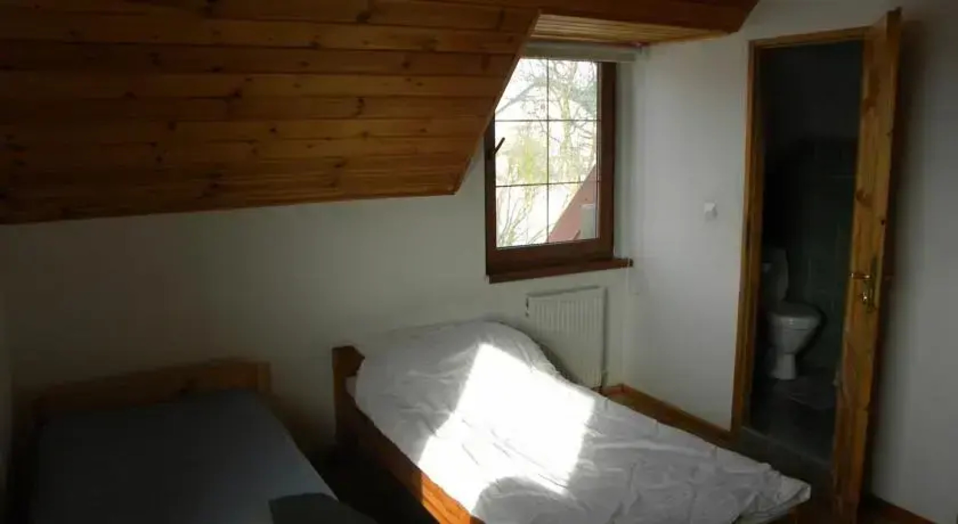 Pokoje nad Jeziorem Czos