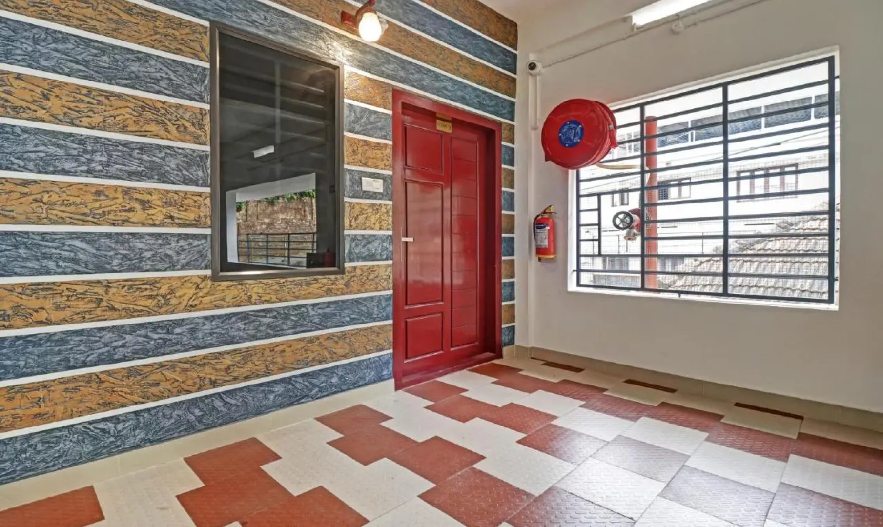 Treebo Nirupama, 750m from Aluva Railway station