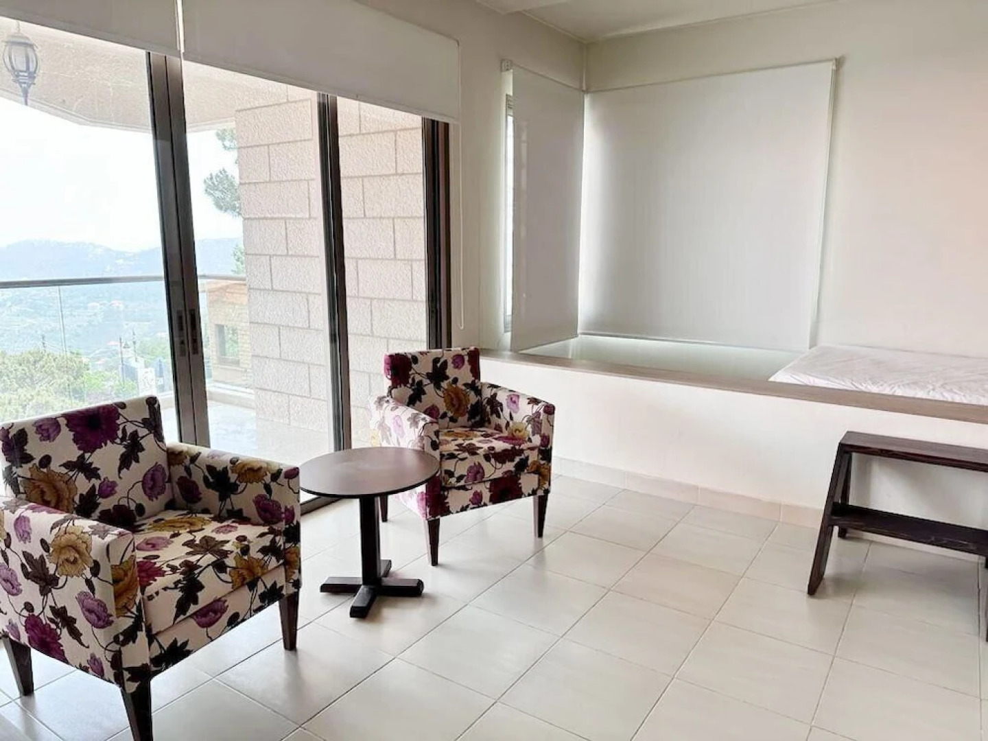 One to One Hotel & Apartments