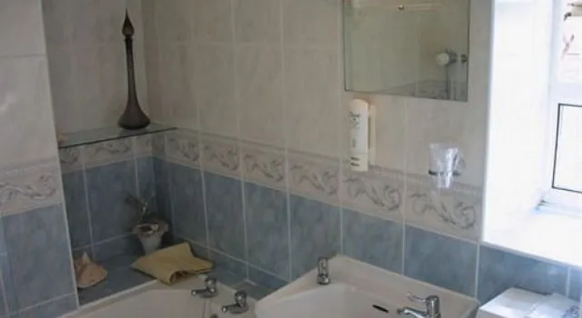 The Shaw Country Hotel