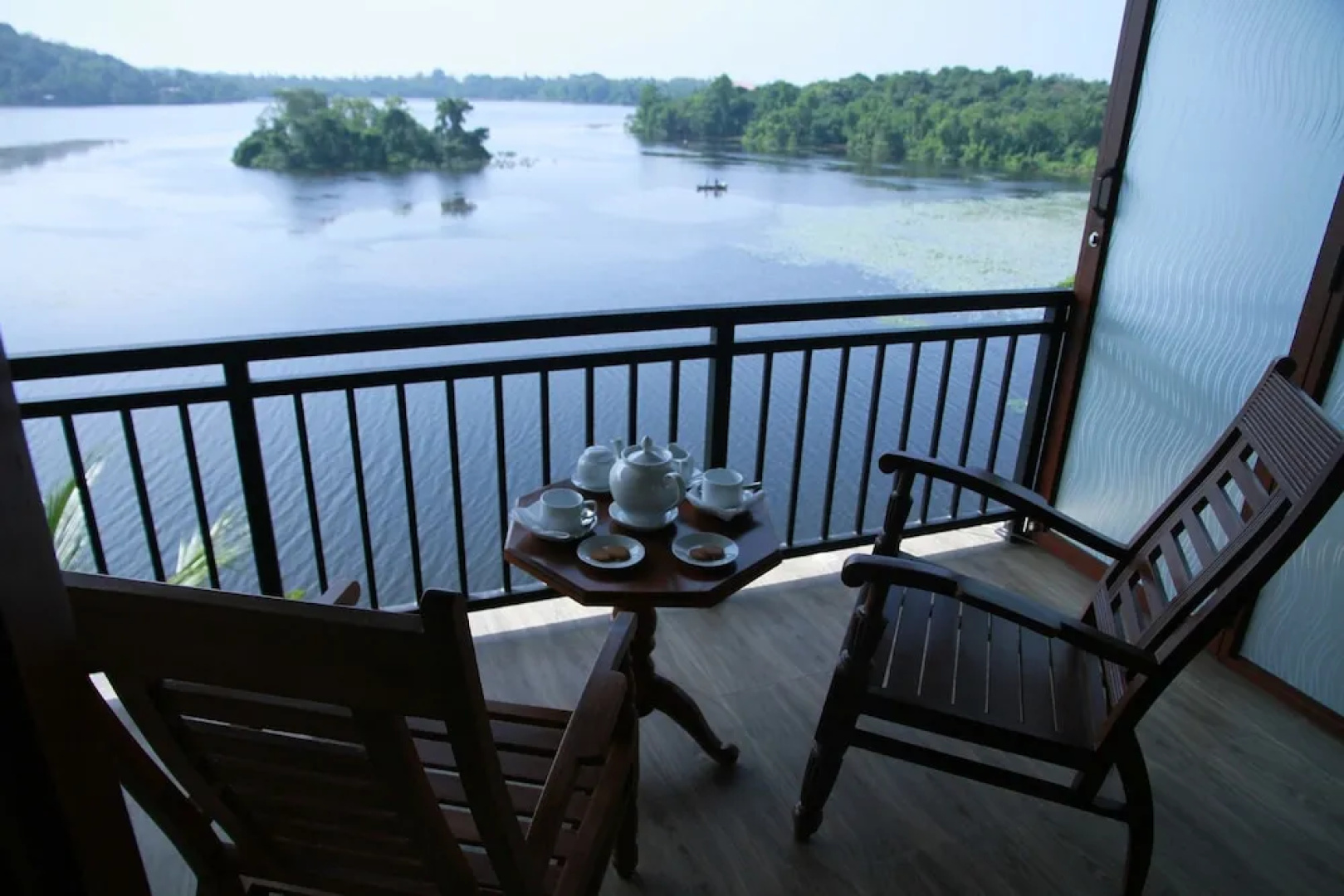Sanu Lagoon Resorts&Spa