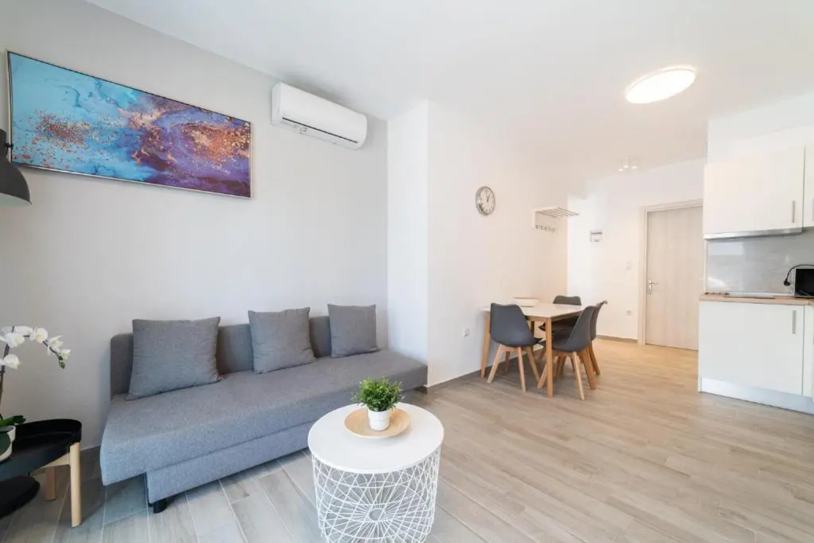 Thalassa & Thalassa Prive Residential Complex