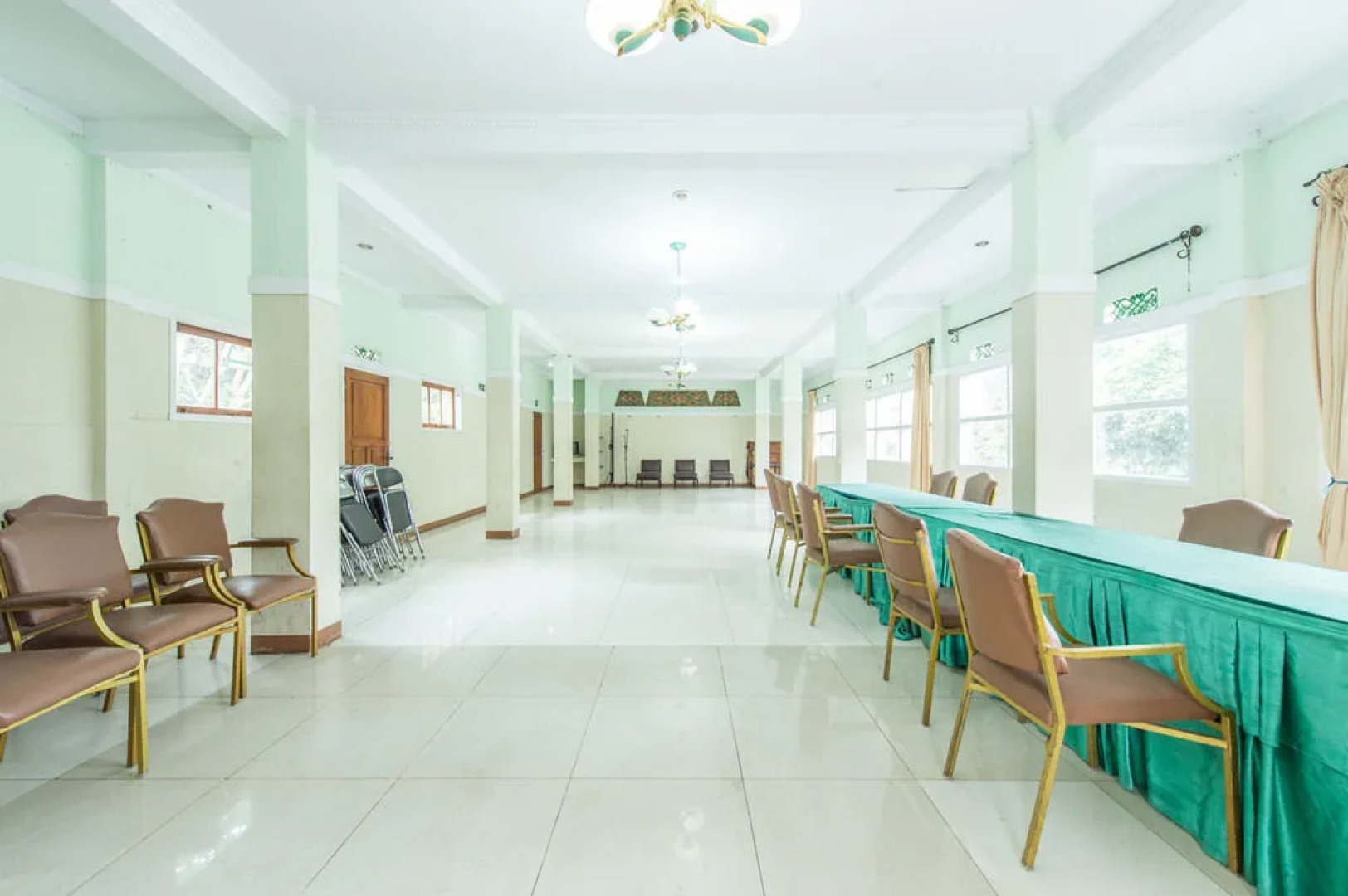 万隆艾里艾考苏卡萨利塞尔珊八居里酒店(Airy Eco Sukasari Sersan Bajuri Bandung)