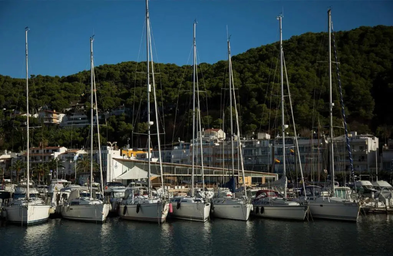 Apartaments Plus Costa Brava Estartit