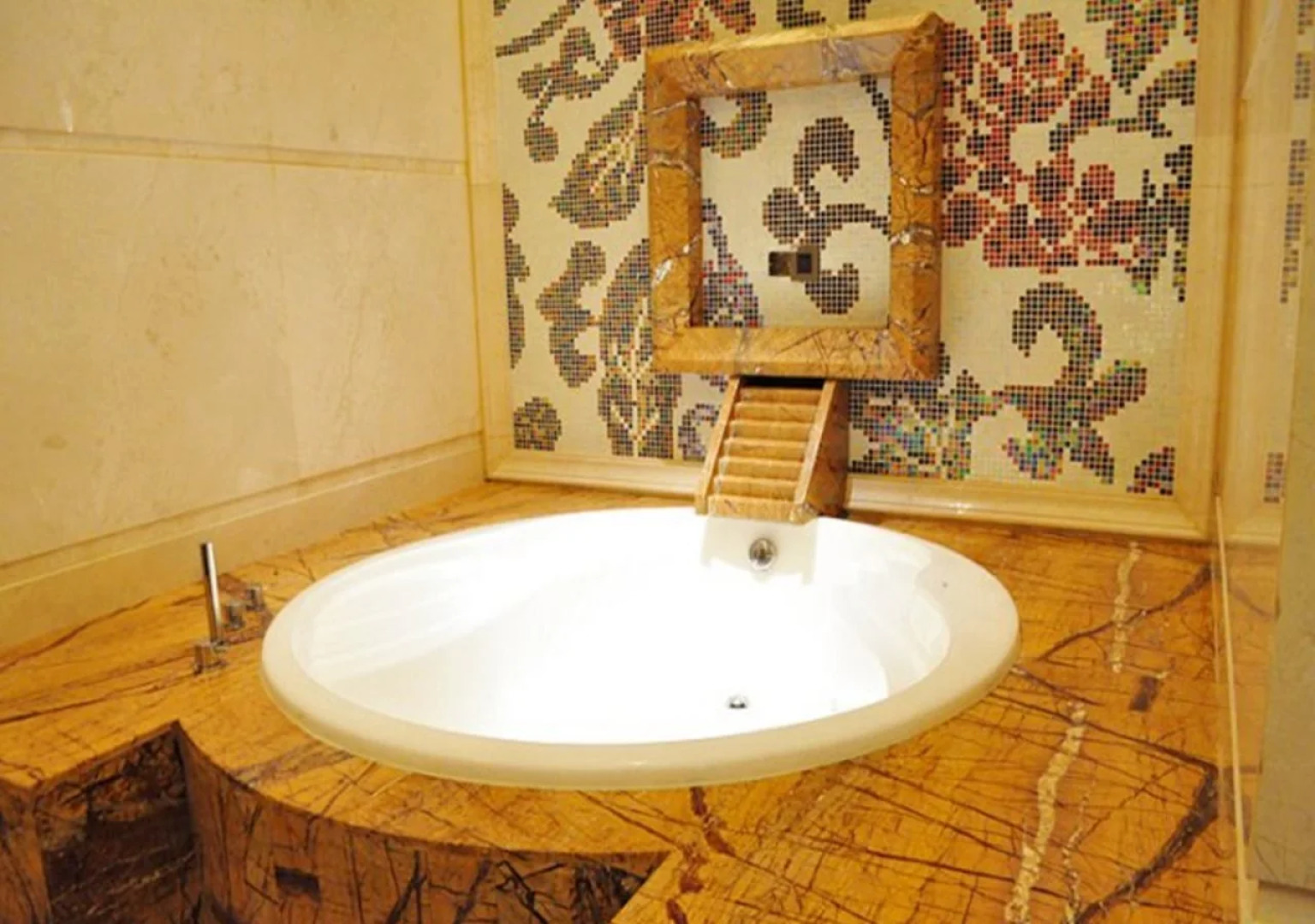 Days Hotel by Wyndham Logan City Huizhou