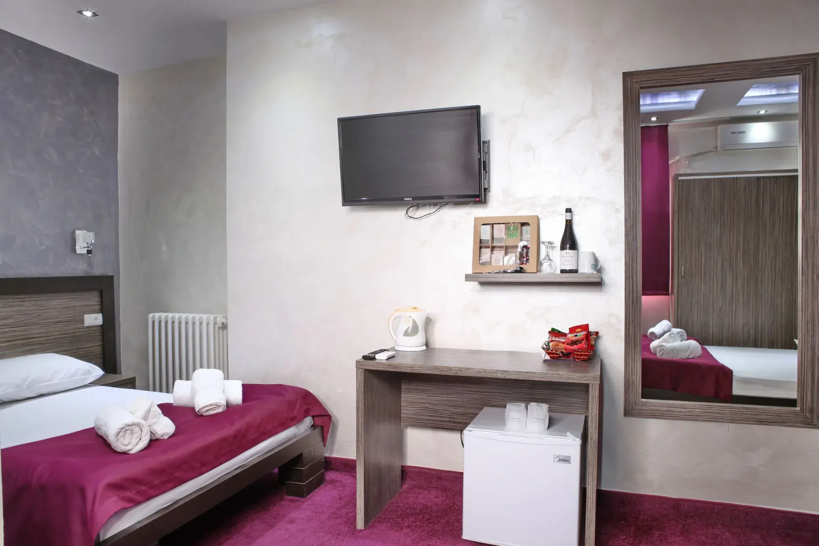 Side One Design Hotel